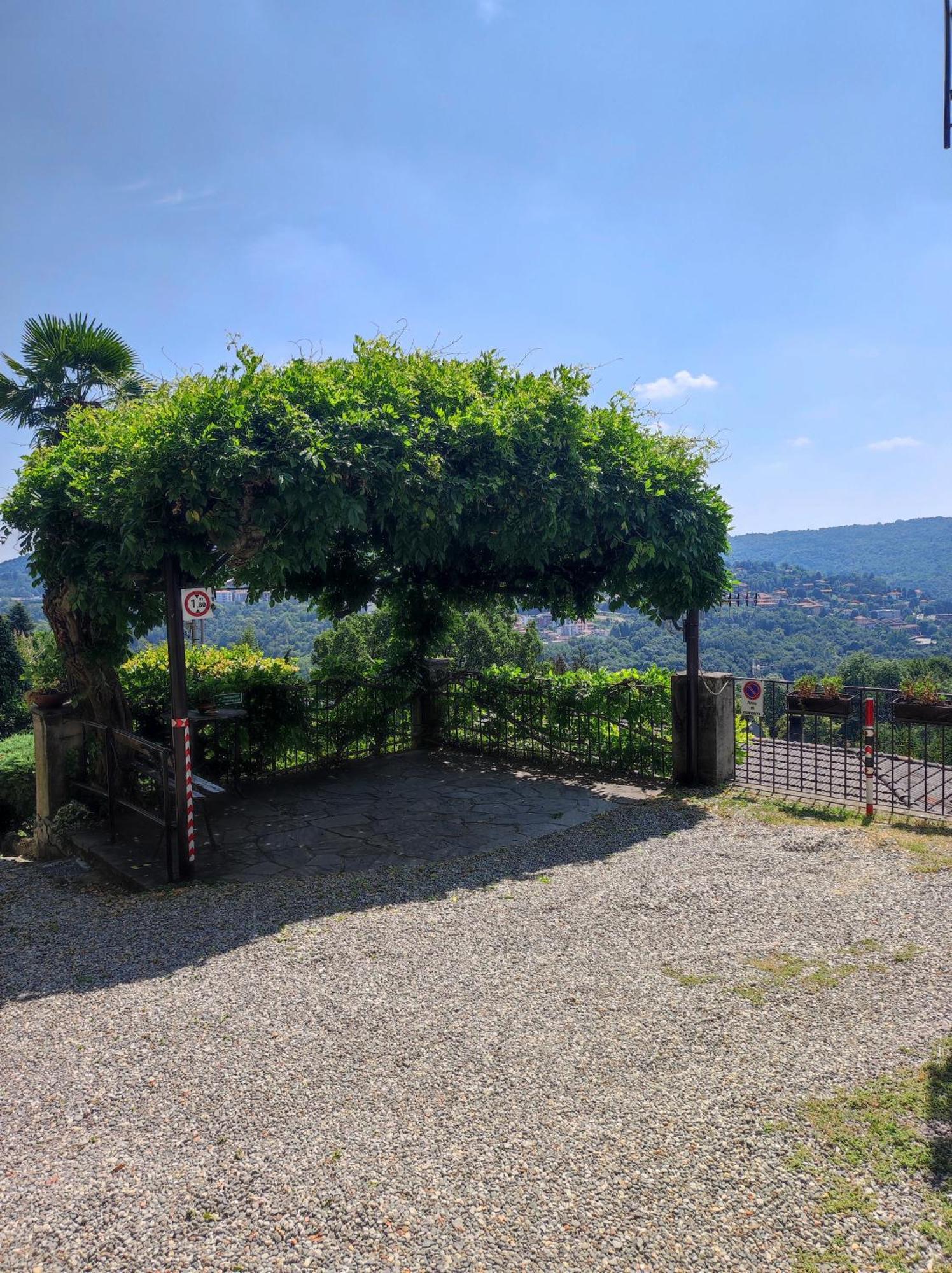 Villa Antonella, App. Vittoria Tavernerio المظهر الخارجي الصورة